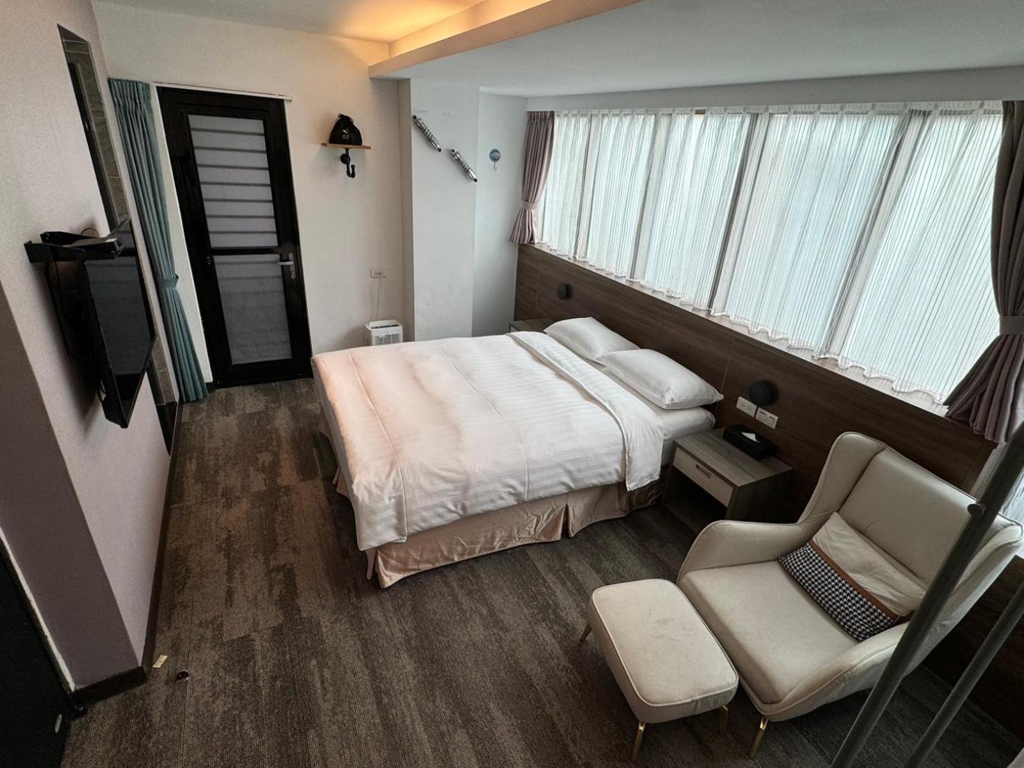 Rf Hotel  Linsen Taipei Bagian luar foto