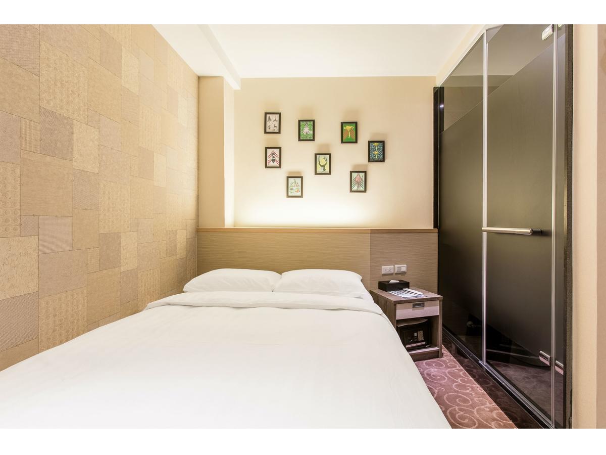 Rf Hotel  Linsen Taipei Bagian luar foto